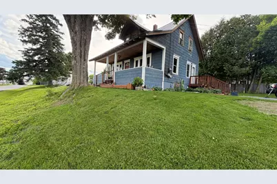 9 Hancock Street, Caribou, ME 04736 - Photo 2