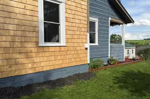 9 Hancock St, Caribou, ME 04736 - Photo 4