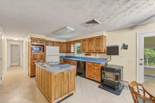 814 Cape Rd, Hollis, ME 04042 - Photo 14