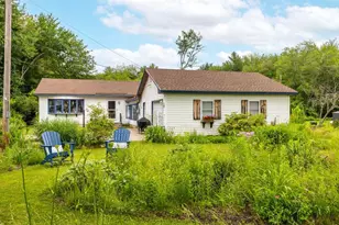 3 Willow Ln, Kennebunk, ME 04043 - Photo 1