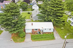 24 Cottage St, Fairfield, ME 04937 - Photo 26
