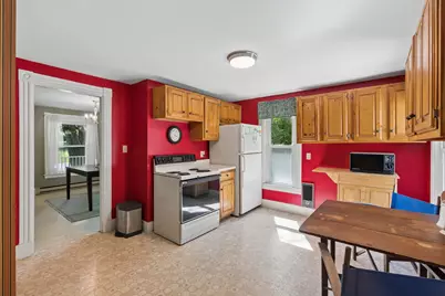 21 Beach Avenue, Long Island, ME 04050 - Photo 12