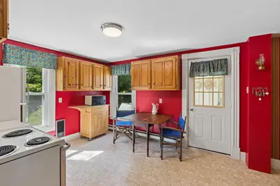 21 Beach Avenue, Long Island, ME 04050 - Photo 10