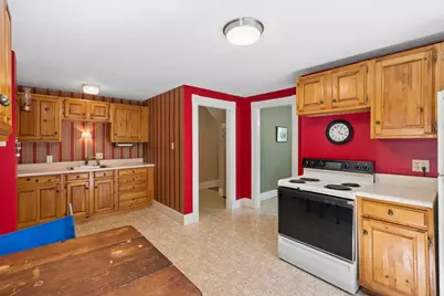 21 Beach Avenue, Long Island, ME 04050 - Photo 10