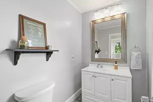 13 Hicks St, Portland, ME 04103 - Photo 18