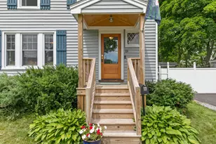 13 Hicks St, Portland, ME 04103 - Photo 4