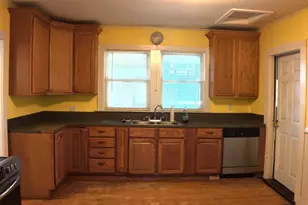 9 School St, Dexter, ME 04930 - Photo 10