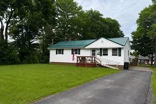25 1/2 Elm St, East Millinocket, ME 04430 - Photo 1