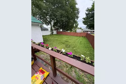 25 1/2 Elm Street, East Millinocket, ME 04430 - Photo 2