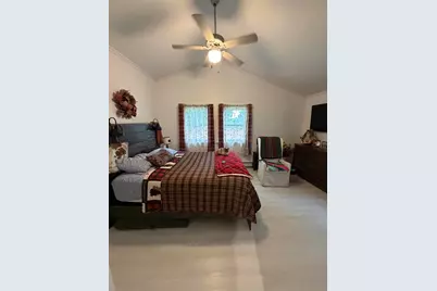 25 1/2 Elm Street, East Millinocket, ME 04430 - Photo 12