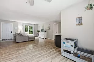 41 Daffodil Ln, Cumberland, ME 04021 - Photo 8