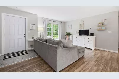 41 Daffodil Lane, Cumberland, ME 04021 - Photo 4