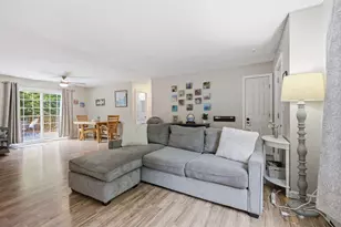 41 Daffodil Ln, Cumberland, ME 04021 - Photo 6