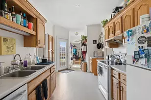 224 Valley St, Portland, ME 04102 - Photo 8
