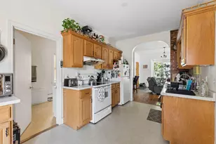 224 Valley St, Portland, ME 04102 - Photo 10