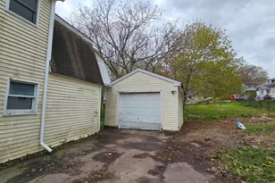 35 Bridge St, Topsham, ME 04086 - Photo 6