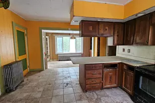 35 Bridge St, Topsham, ME 04086 - Photo 14