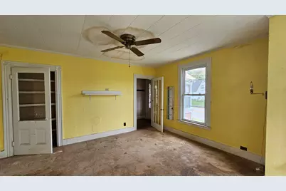 35 Bridge Street, Topsham, ME 04086 - Photo 8