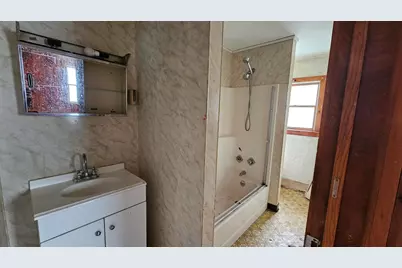 35 Bridge Street, Topsham, ME 04086 - Photo 18