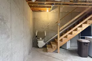 1434 Ohio St, Bangor, ME 04401 - Photo 32
