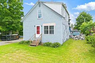 110 Noble Ct, Pittsfield, ME 04967 - Photo 2