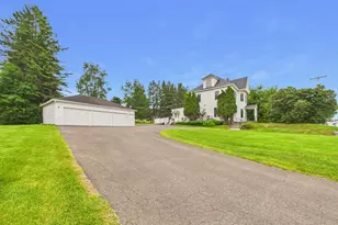 28 York St, Caribou, ME 04736 - Photo 2