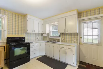 2 Dennis Street, Augusta, ME 04330 - Photo 10