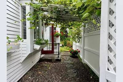 59 Cedar Street, Belfast, ME 04915 - Photo 4