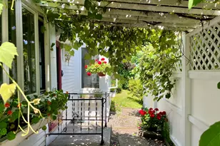 59 Cedar St, Belfast, ME 04915 - Photo 2
