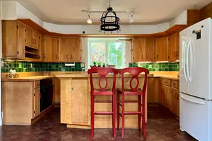 59 Cedar St, Belfast, ME 04915 - Photo 8
