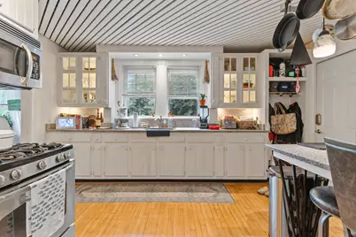 31 Bates Street, Portland, ME 04103 - Photo 6