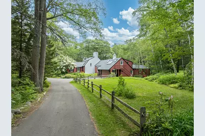 8 Fox Hill Road, Cape Elizabeth, ME 04107 - Photo 2