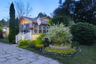 8 Auburn St, Sanford, ME 04083 - Photo 2