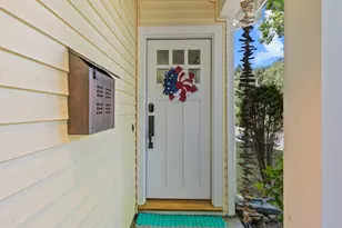27 Somerset Ave, Old Orchard Beach, ME 04064 - Photo 34