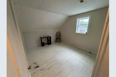 9 Perry Street, Lincoln, ME 04457 - Photo 18