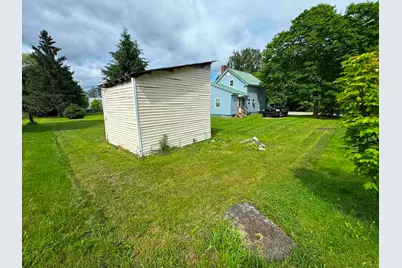 9 Perry Street, Lincoln, ME 04457 - Photo 4