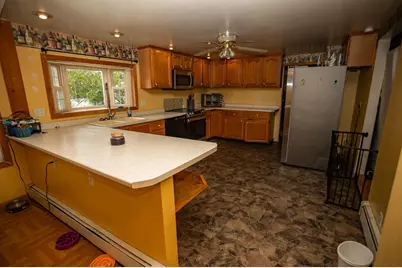 60 Summit Street, Mexico, ME 04257 - Photo 2
