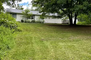 47 King St, Calais, ME 04619 - Photo 8