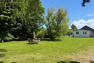 270 Park St, Rockland, ME 04841 - Photo 8