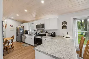 4 Broad St, Waterville, ME 04901 - Photo 8