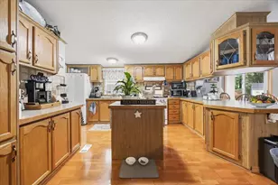 271 Mountain Rd, Arundel, ME 04046 - Photo 10
