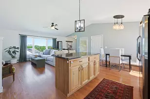 72 Frost Hill Ave, Lisbon, ME 04252 - Photo 8