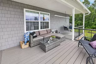 14 Autumn Ln, Lincoln, ME 04457 - Photo 10