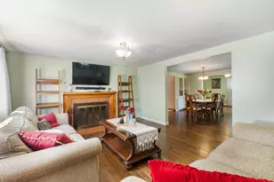 1 Birch Dr, South Berwick, ME 03908 - Photo 4
