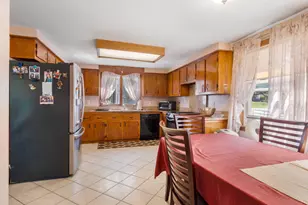 1 Birch Dr, South Berwick, ME 03908 - Photo 8