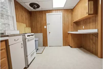 260 Memorial Drive, Winthrop, ME 04364 - Photo 20