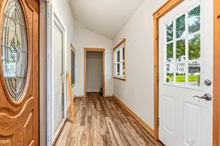 39 Union St, Biddeford, ME 04005 - Photo 2