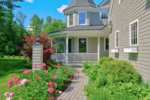 11 Cole Field Rd, Cape Elizabeth, ME 04107 - Photo 10