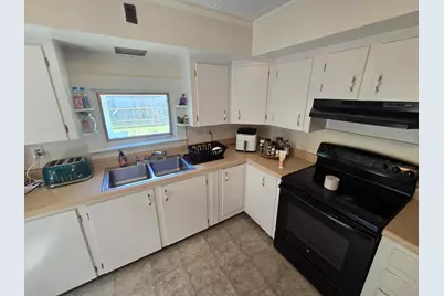 240 Palm Street, Bangor, ME 04401 - Photo 8