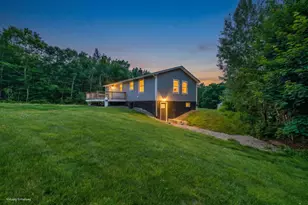 52 Lee St, Bucksport, ME 04416 - Photo 2